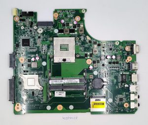 Prvovrstni del za prenosnik Fujitsu Lifebook AH552SL, matična plošča CP589397-01. - rabljeno