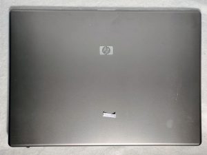 Pristna HP Compaq 6820s zgornja zaščita zaslona 6070B0211801 Zamenjava delov za prenosnike - rabljeno
