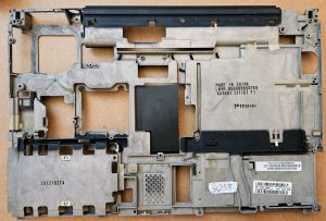 Pristna struktura spodnjega ohišja Lenovo ThinkPad T430 0B41070 Delni deli prenosnih računalnikov - rabljeno