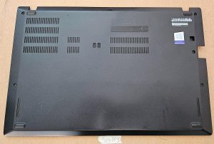 Pristna spodnja ohišje Lenovo Thinkpad T480s AM16Q000500 - Del za prenosnike - rabljeno