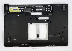 Pristni Lenovo X230 spodnji pokrov ohišja 30.4RA02.XXX - rabljeno