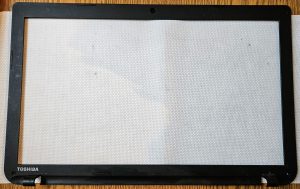 Pristen Toshiba Satellite Pro C50 serije LCD zaslon okvir pokrov H000046930 - rabljeno
