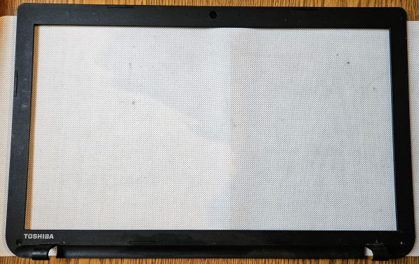 Pristen Toshiba Satellite Pro C50 serije LCD zaslon okvir pokrov H000046930 - rabljeno