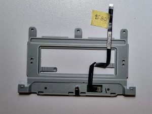 HP 2000-299wm 15,6" Originalna plošča gumbov za touchpad z kablom - Avtentična zamenjava - rabljeno