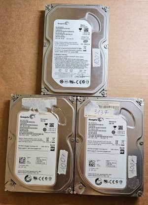 BULK 3 x Seagate 250GB SATA III 3.5" trdi disk - rabljeno
