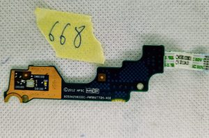 Tiskalna plošča in kabel za gumb za vklop HP EliteBook G2 Series 6050A256030 - rabljeno