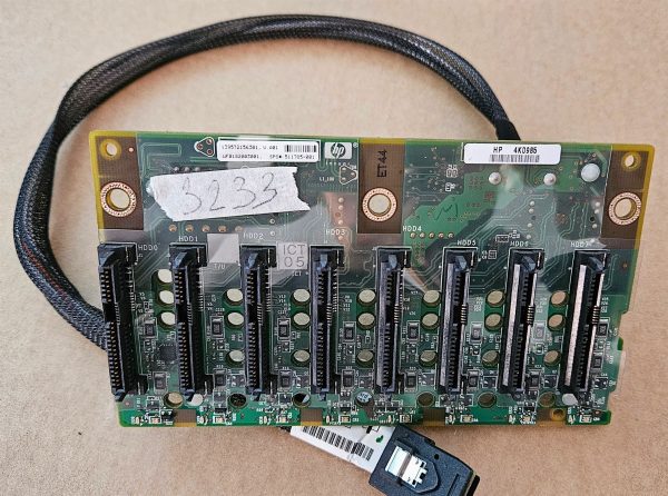 HP ProLiant ML350 G6 strežnik 6050A2156301 HDD backplane plošča - 511785-001 - rabljeno
