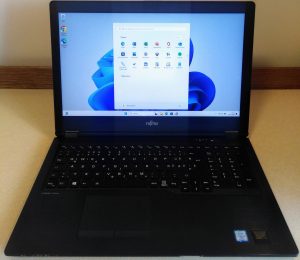 Rabljen prenosnik Fujitsu LIFEBOOK U758 - Preizkušen in delujoč, Windows 11 Pro