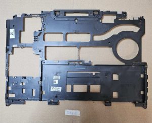 Pokrov spodnjega dela prenosnika za DELL Latitude E5470 - AP1FD000500 M2KH5 0M2KH5 črn - rabljeno
