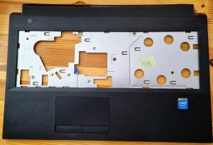 Lenovo B50-45 B50 E1 15,6" podpora za dlan z/ touchpadom AP14K000930 AMD PREKLOPNA TIPKA - rabljeno