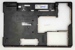 Ohišje spodnjega dela Lenovo ThinkPad Edge 15 75Y6086 Zamenjava - rabljeno