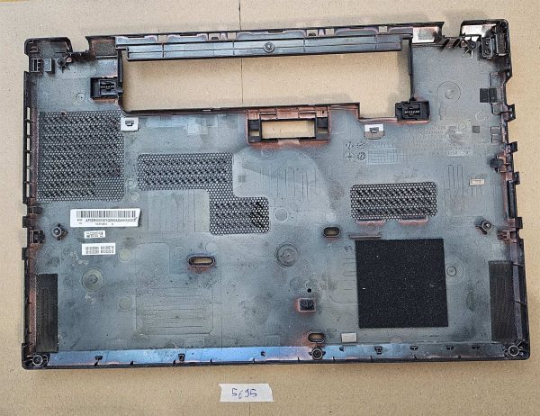 Lenovo ThinkPad L460 Spodnji Pokrov AP0SR000100 – Originalna Zamenjava Delov za Prenosnike - rabljeno - Image 2