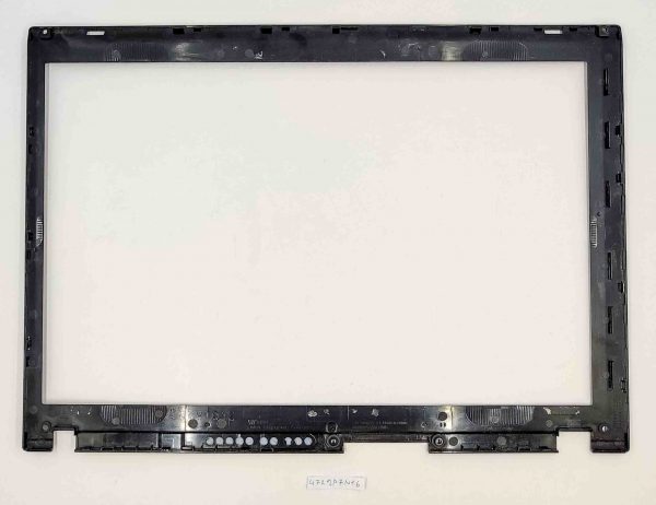Lenovo ThinkPad T400 okvir zaslona 45N5779 - rabljeno - Image 2