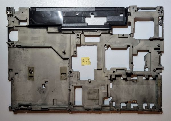 Osnovni spodnji del ohišja prenosnika Lenovo ThinkPad T430 0B50769 - rabljeno - Image 2