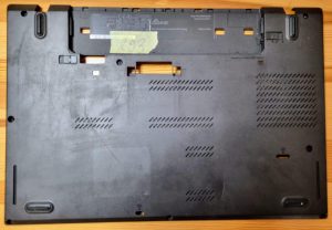 Lenovo ThinkPad T460P 14" prenosnik spodnji pokrov ohišja AM10A000700 - rabljeno