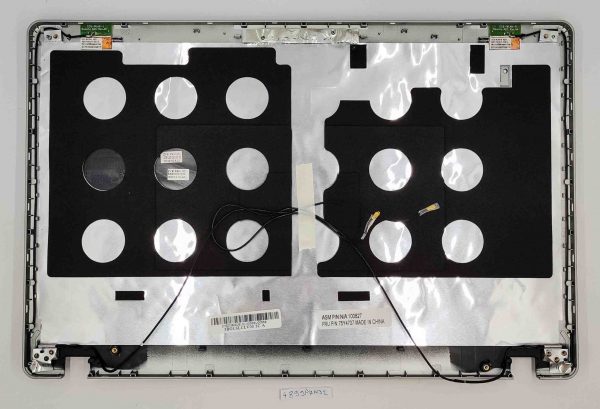 Zamenjava zgornjega pokrova Lenovo Thinkpad Edge 15 75Y4707 - Rabljeno - rabljeno - Image 2