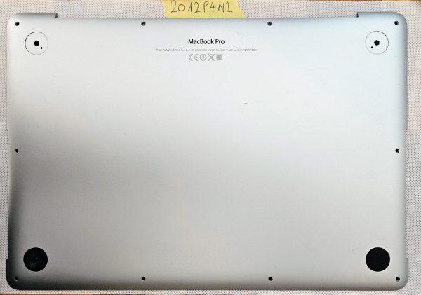 Zadnja pokrovna plošča za MacBook Pro A1502 - Originalni deli za prenosnike - Ustreza 13-palčnemu Retina modelu iz sredine leta 2014. - rabljeno