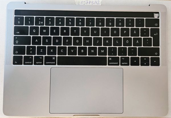 Palmrest in tipkovnica za MacBook Pro A1706 - Originalna baterija, sledilna ploščica, zvočniki vključeni! - rabljeno