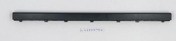 L89769-001 za HP Chromebook 11 G8 EE pokrov za tečaj, obrobni del, siva - rabljeno