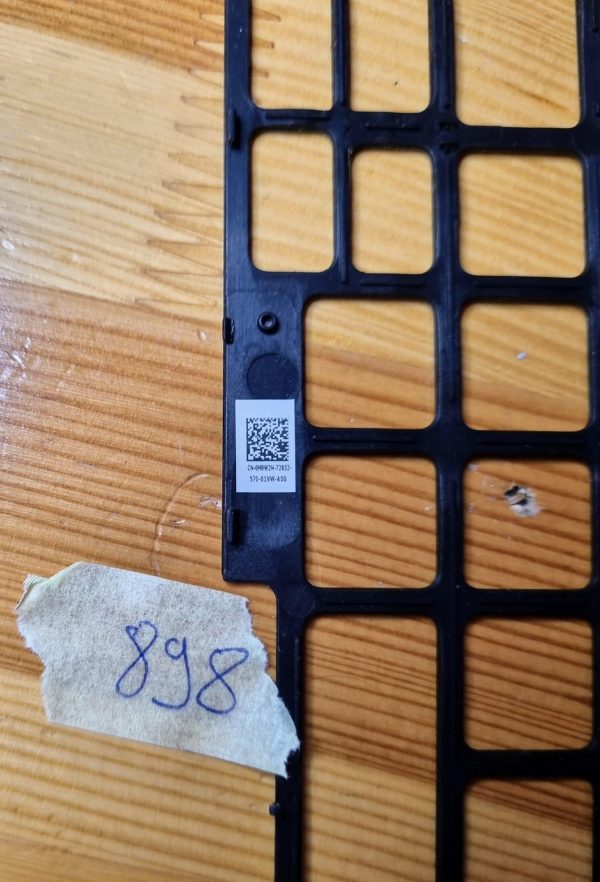 OEM Dell Latitude E7450 okvir UK tipkovnice obroba mrežastega pokrova HRW2N 0HRW2N - rabljeno - Image 2