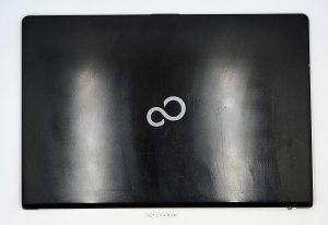 Originalni zadnji pokrov LCD zaslona Fujitsu LifeBook S936, zgornji pokrov,  računalniški deli. - rabljeno