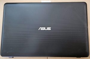 Zgornji pokrov za Asus X751M, X751MA, X751MD, X751LK, X751LN, X751SV, X751YI, X751LB, X751LJ, X751LX, X751MJ, X751SA, X751SJ, X751LA, X751LD, F751L, F751LDV Delovi za prenosnike - rabljeno