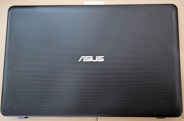 Zgornji pokrov za Asus X751M, X751MA, X751MD, X751LK, X751LN, X751SV, X751YI, X751LB, X751LJ, X751LX, X751MJ, X751SA, X751SJ, X751LA, X751LD, F751L, F751LDV Delovi za prenosnike - rabljeno