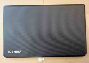 Zgornji pokrov prenosnika Toshiba Satellite C50D-A-133 – Kamera vključena - rabljeno