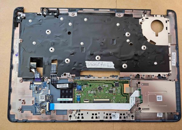 Dell Latitude E7250 podloga za dlan z montažo touchpada 051V69 51V69 Pristen - rabljeno - Image 2