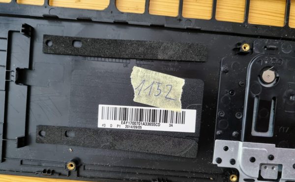 i5 HP Pavilion 17-F srednji pokrov za dlan za tipkovnico EAY1700701A EAY1700701R - rabljeno - Image 3