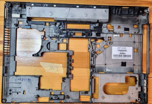 HP EliteBook 8560p Bottom Base 641182-001 OEM - slika 2