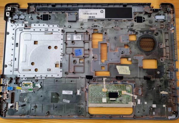 HP ProBook 470 G2 Chassis Top Shell - naslon za dlani 768390-001 - slika 2