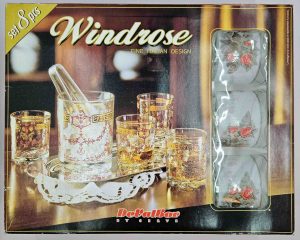 Vintage set viskija Devalbor Cerve Italy Windrose 8 kosov - neuporabljen v škatli