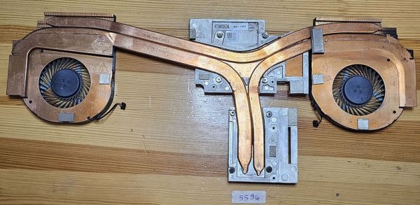 Dell Precision 7730 procesorski ventilator in hladilnik CN-0D1HY2 - D1HY2 - slika 3