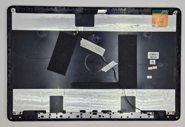 Ohišje zadnjega pokrova HP ProBook 470 G2 17,3″ LCD 768373‑001 – originalni del prenosnika - slika 2