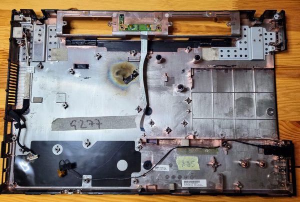 HP Probook 4710S Bottom Case Osnovni pokrov Spodnji del - slika 3