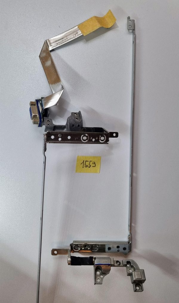 Toshiba Satellite A 20-1YX TEČAJI Z VGA PRIKLJUČKOM