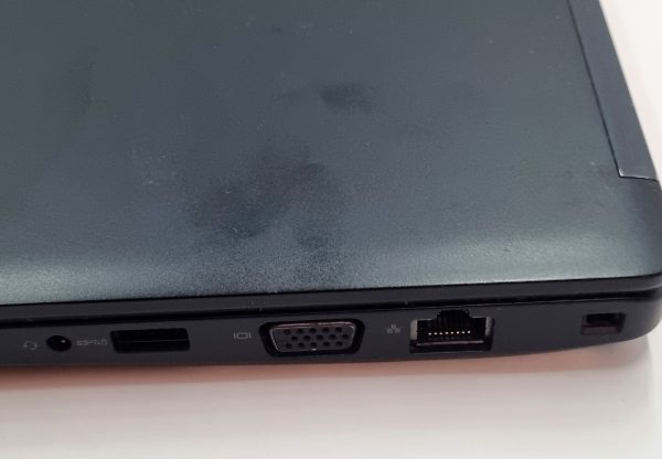 Dell Latitude 5290 (i5-7300U, 16 GB, 480 GB SSD) – zanesljiv strokovno pregledan rabljeni prenosnik - slika 2
