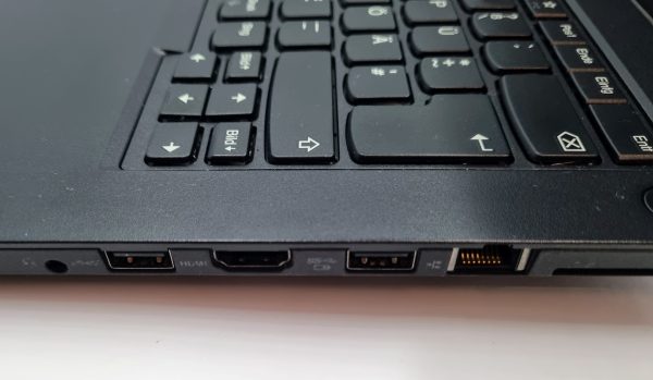 Lenovo ThinkPad T470 (i5-6300U, 8 GB RAM, 240 GB NVME SSD, FHD na dotik) – strokovno pregledan rabljeni prenosnik - slika 4