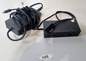 Microsoft Surface Pro 4 1724 Docking Brick z napajalnim kablom | Deli prenosnika