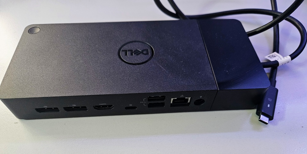 Dell WD19S USB-C priklopna postaja z 180W adapterjem (4JXDM / 047RW6) - slika 3