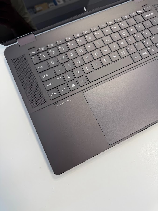 Prenosnik HP Spectre X360 2-IN-1 16-AA0XXX / Ultra 7 / RAM 16 GB / SSD Disk / 16,0″ WQHD - slika 4