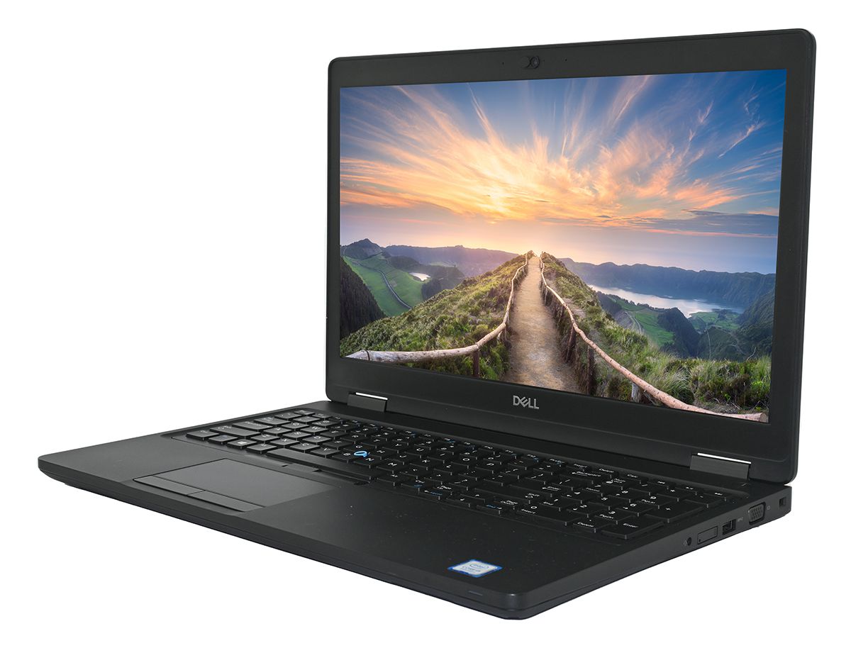 Prenosnik Dell Latitude 5590 / i7 / RAM 16 GB / SSD Disk / 15,6″ FHD