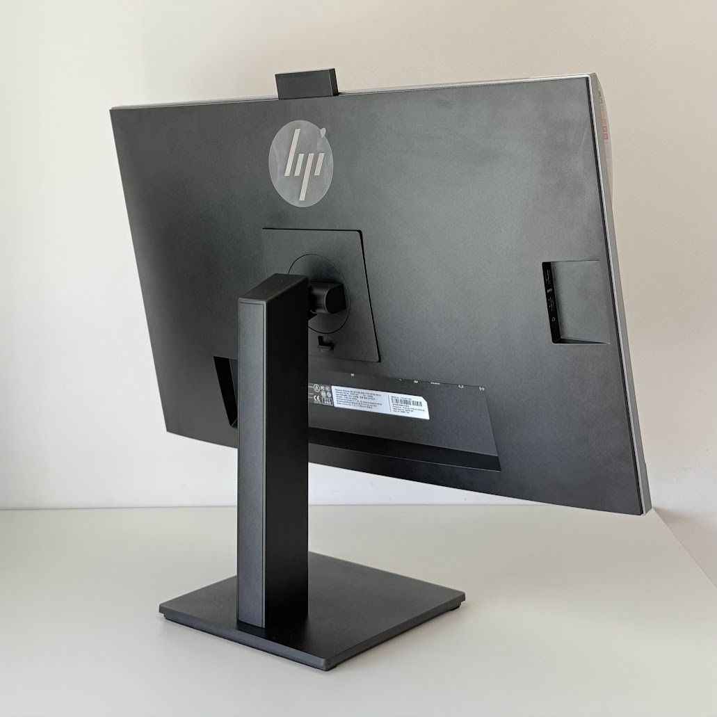 Monitor HP EliteDisplay E273m 68,5 cm (27'') | vgradna spletna kamera + Bang & Olufsen zvočniki - slika 4