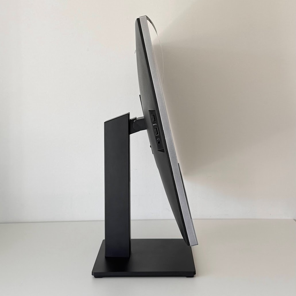 Monitor HP EliteDisplay E273m 68,5 cm (27'') | vgradna spletna kamera + Bang & Olufsen zvočniki - slika 2
