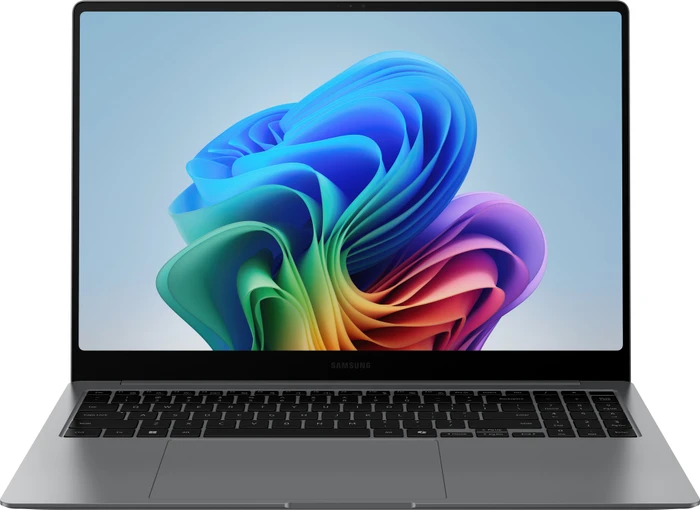 Prenosnik Samsung Galaxy Book5 Pro / Core Ultra 7 / RAM 32 GB / 512GB SSD / 14,0″ 2.8K